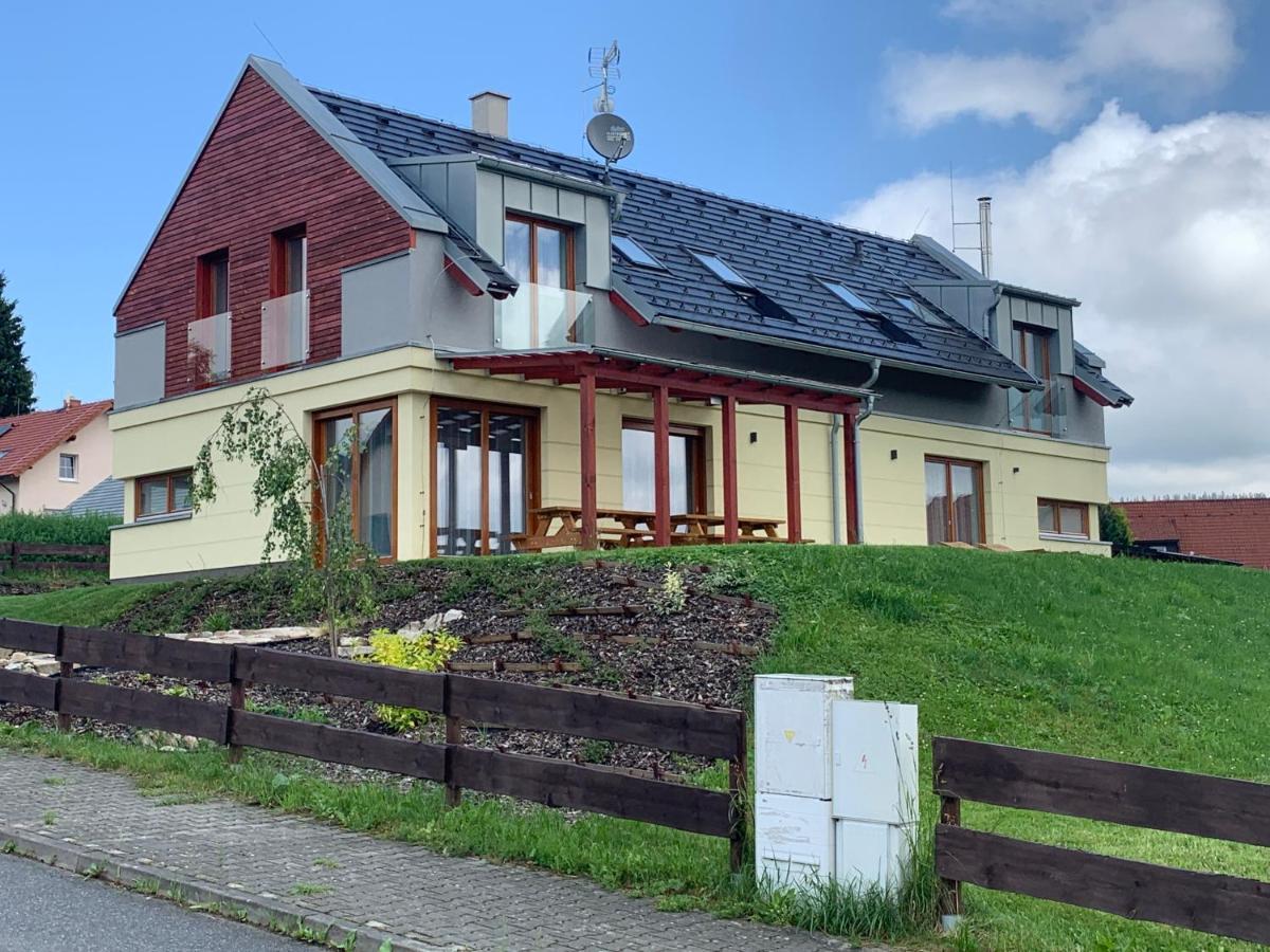 Kasperky 440 Lägenhet Kasperske Hory Exteriör bild